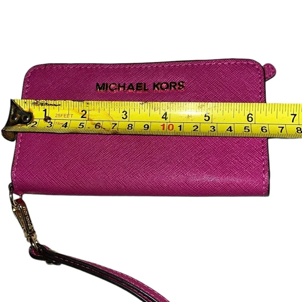Micheal Kors Hot pink saffiano leather mobile wristlet card slot ID window